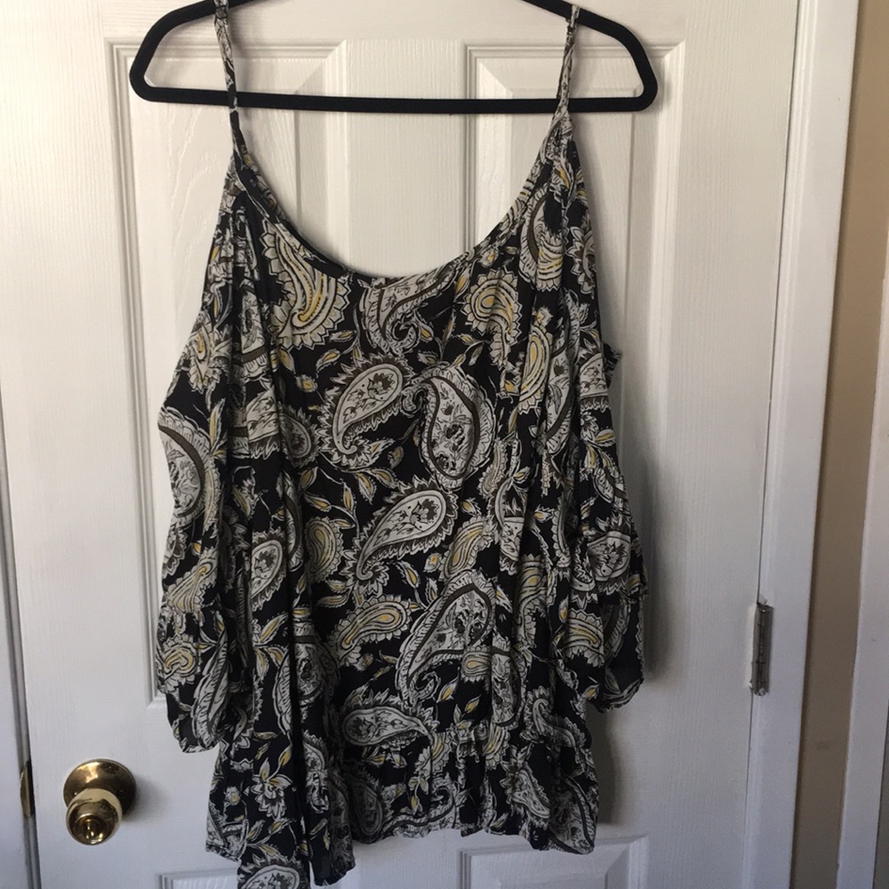 Black, white, yellow paisley cold shoulder blouse
